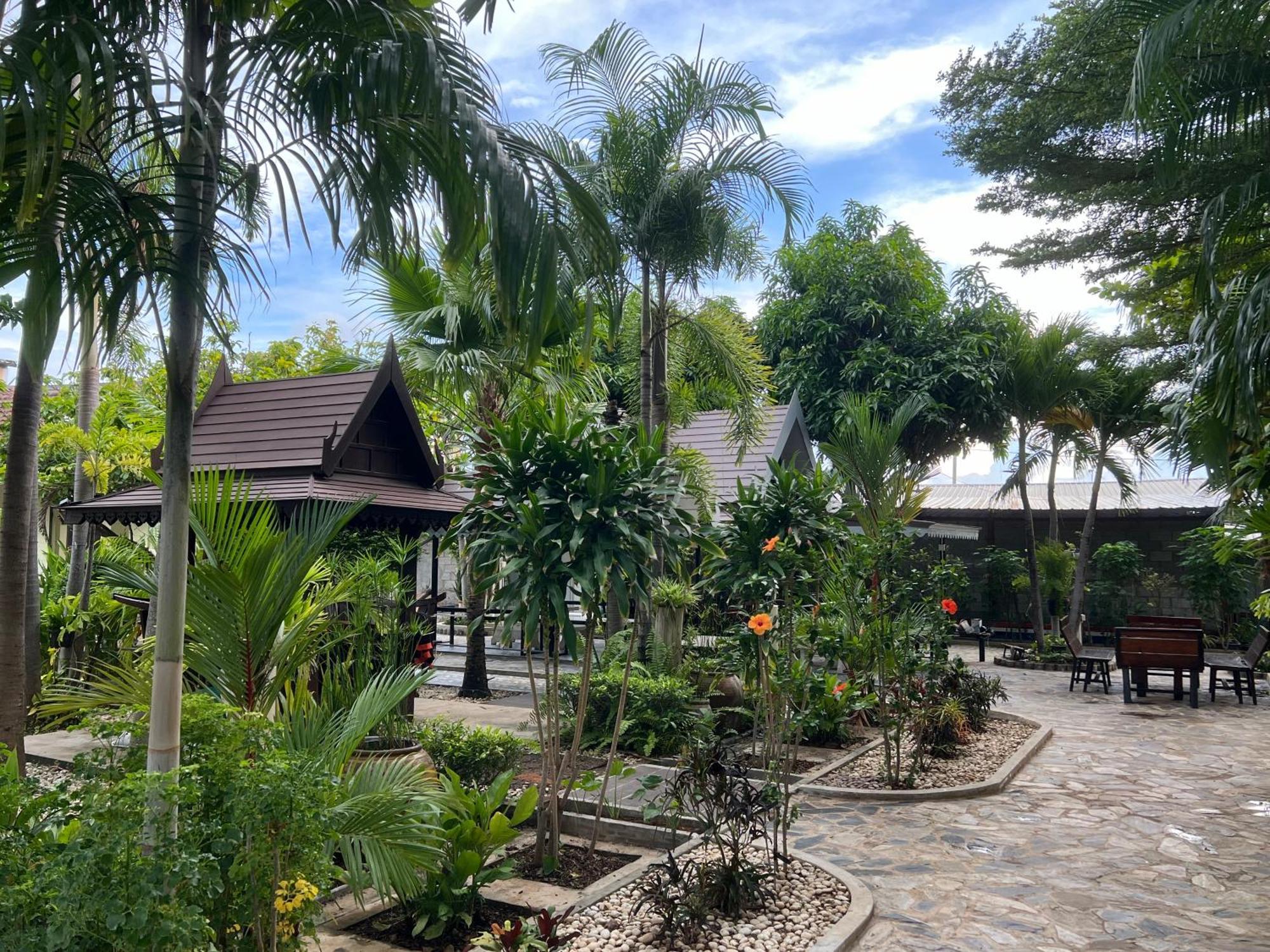 Suanpai Resort Sattahip Εξωτερικό φωτογραφία