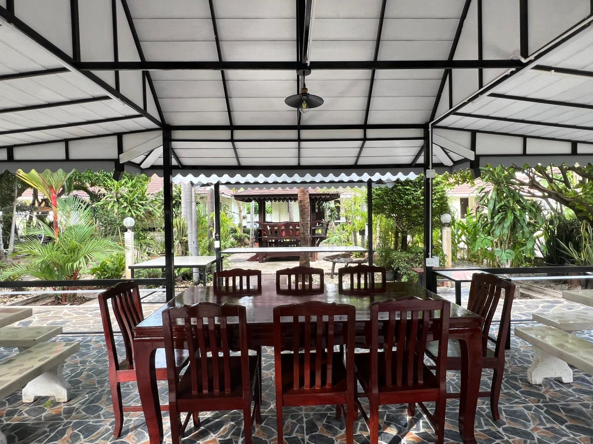 Suanpai Resort Sattahip Εξωτερικό φωτογραφία